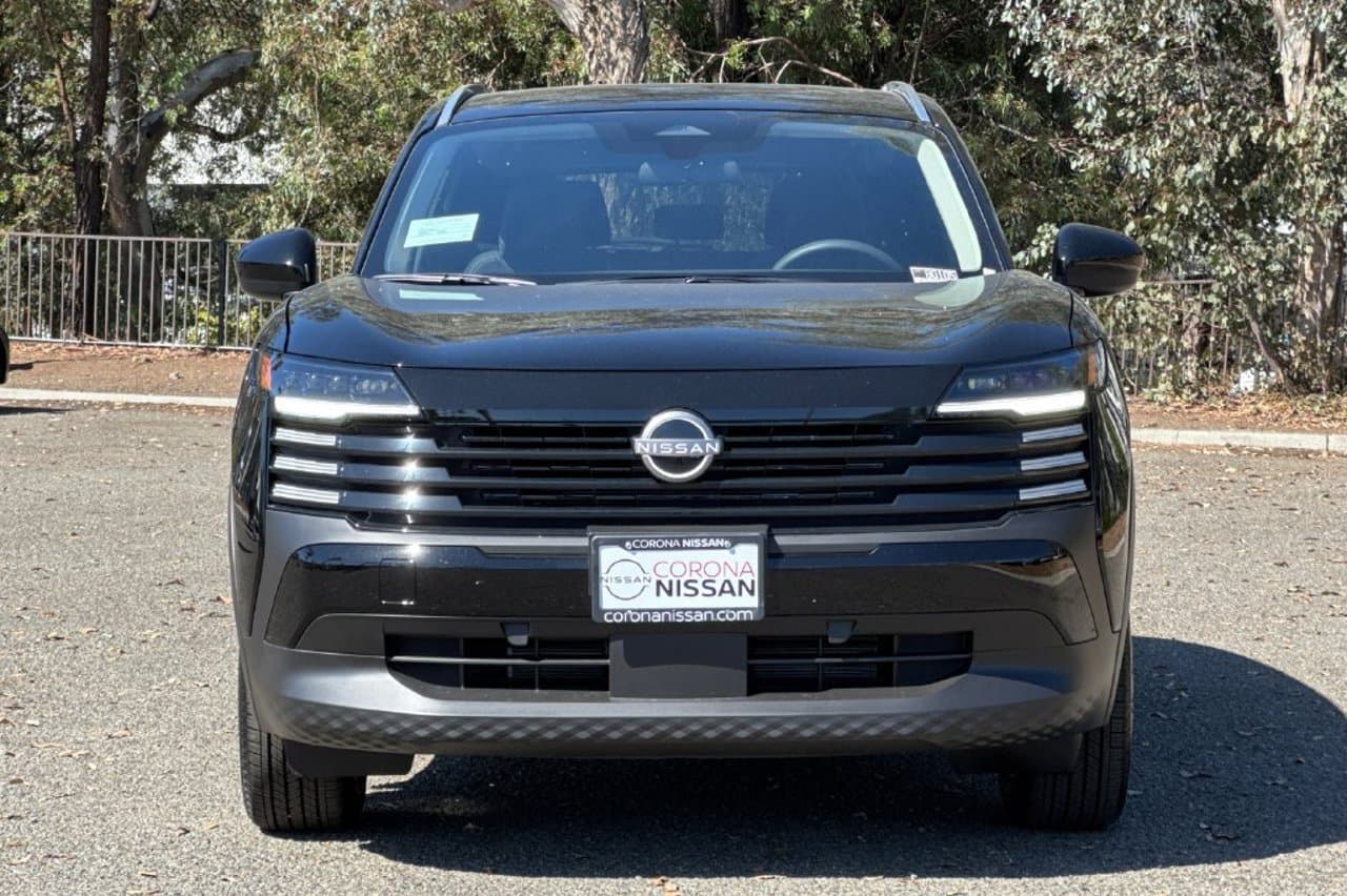 2027 Nissan Kicks SV 7