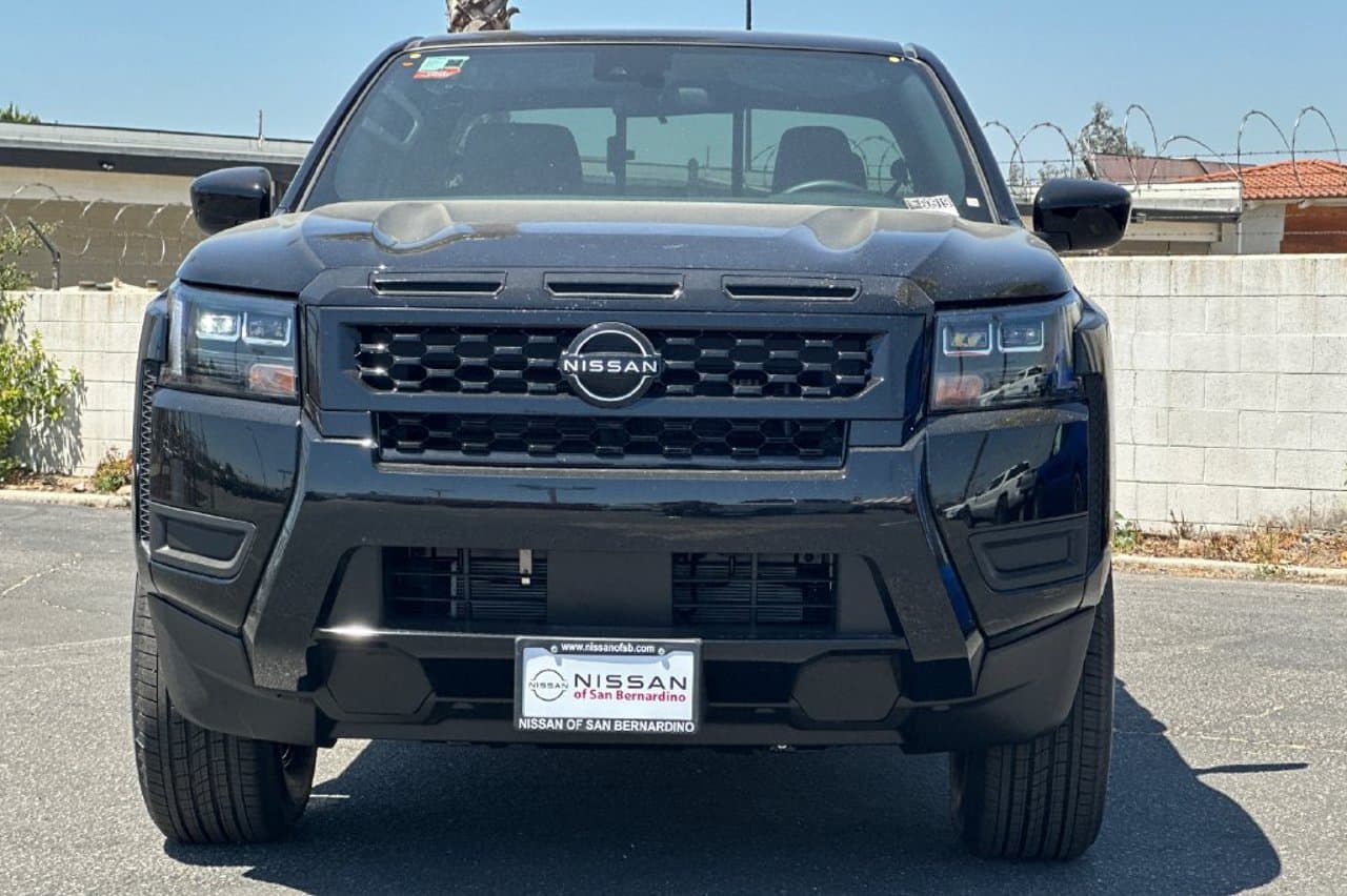 2026 Nissan Frontier SV 6