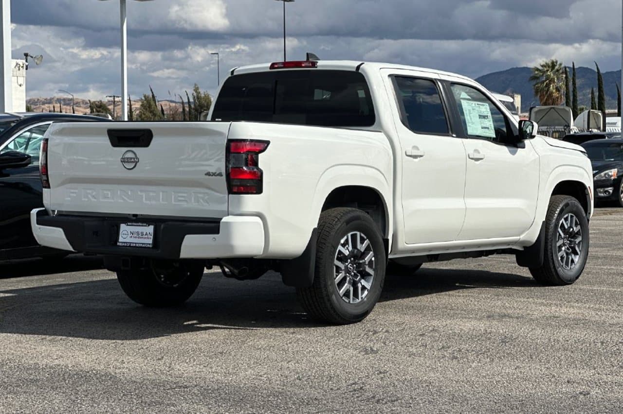 2026 Nissan Frontier SV 3