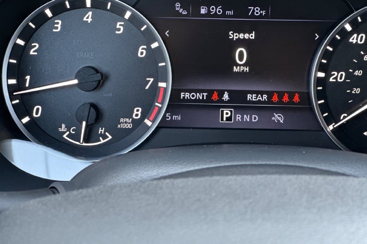 2027 Nissan Frontier SV 21