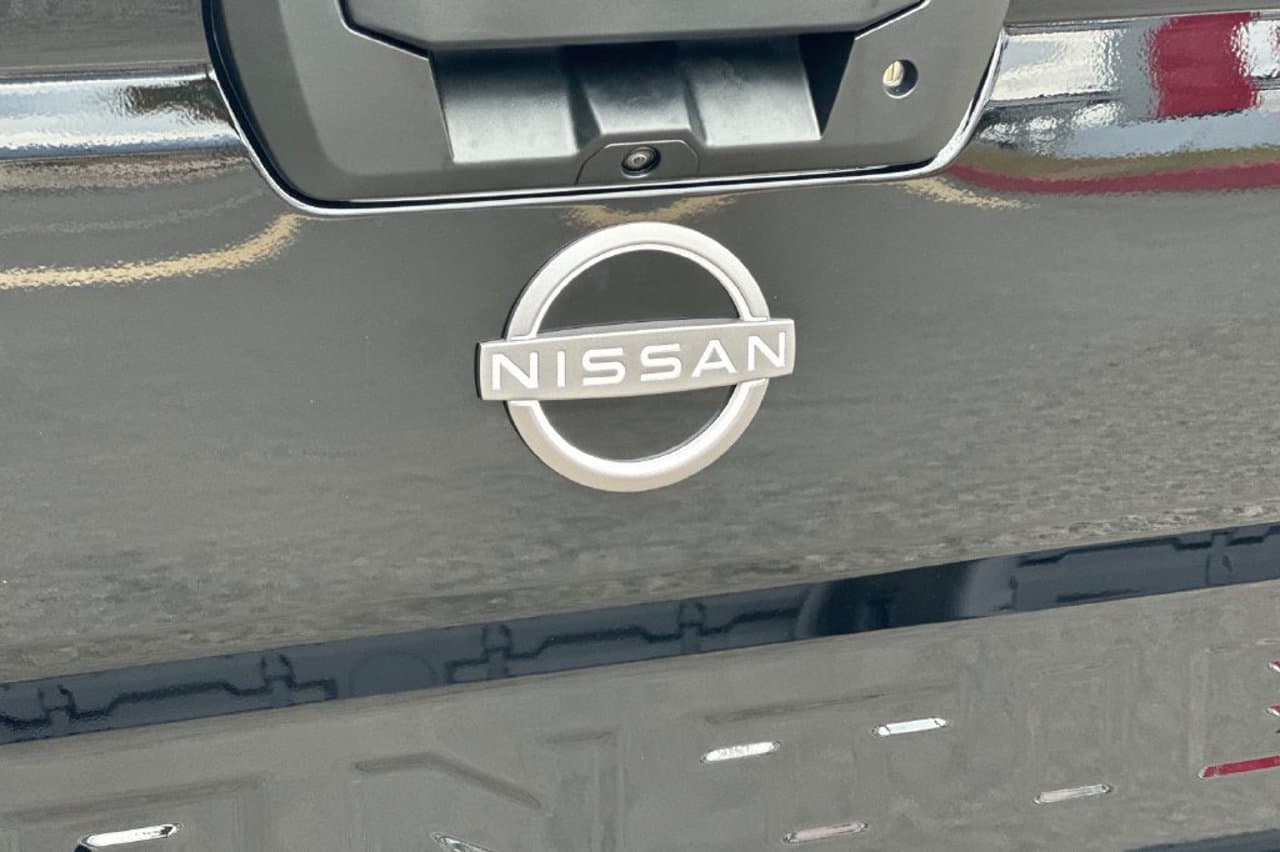 2027 Nissan Frontier SV 22