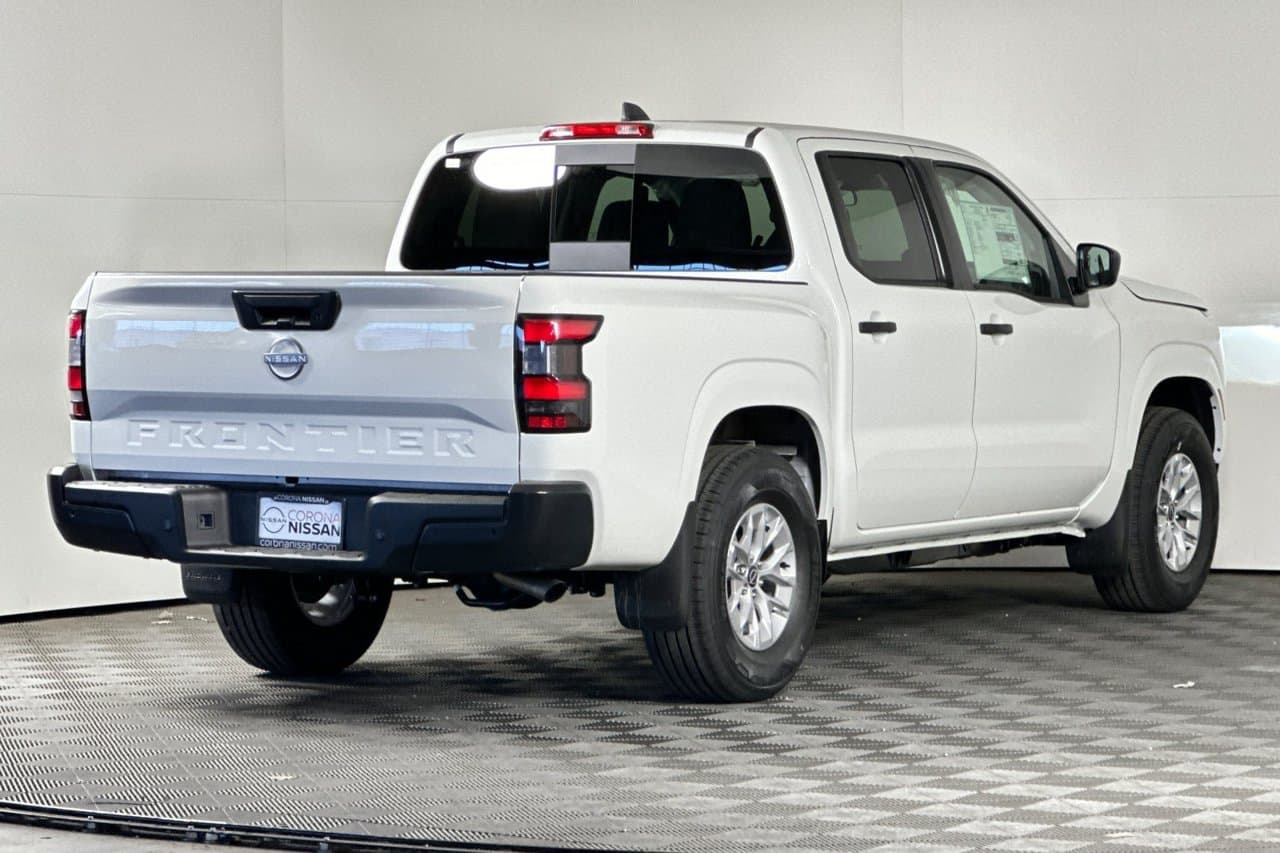 2026 Nissan Frontier S 2