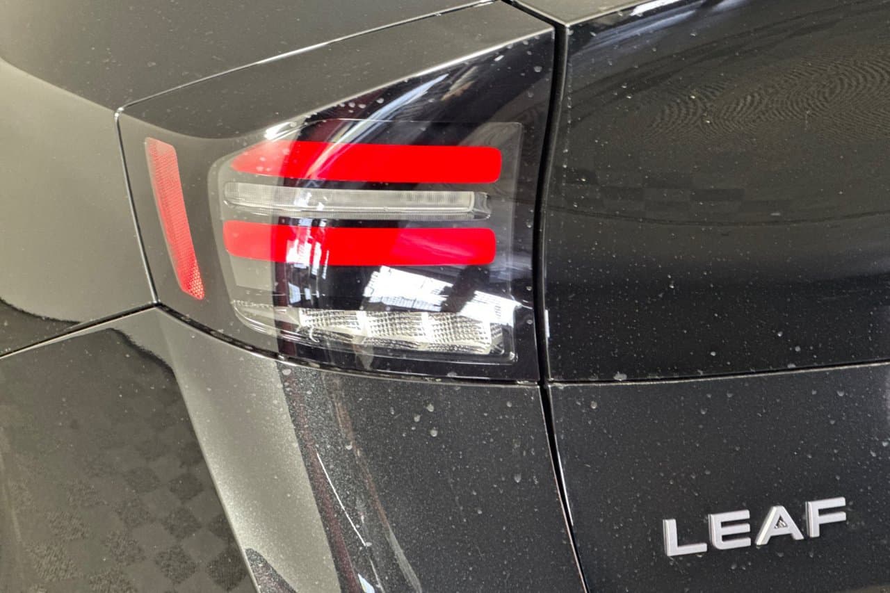 2026 Nissan LEAF SV+ 23
