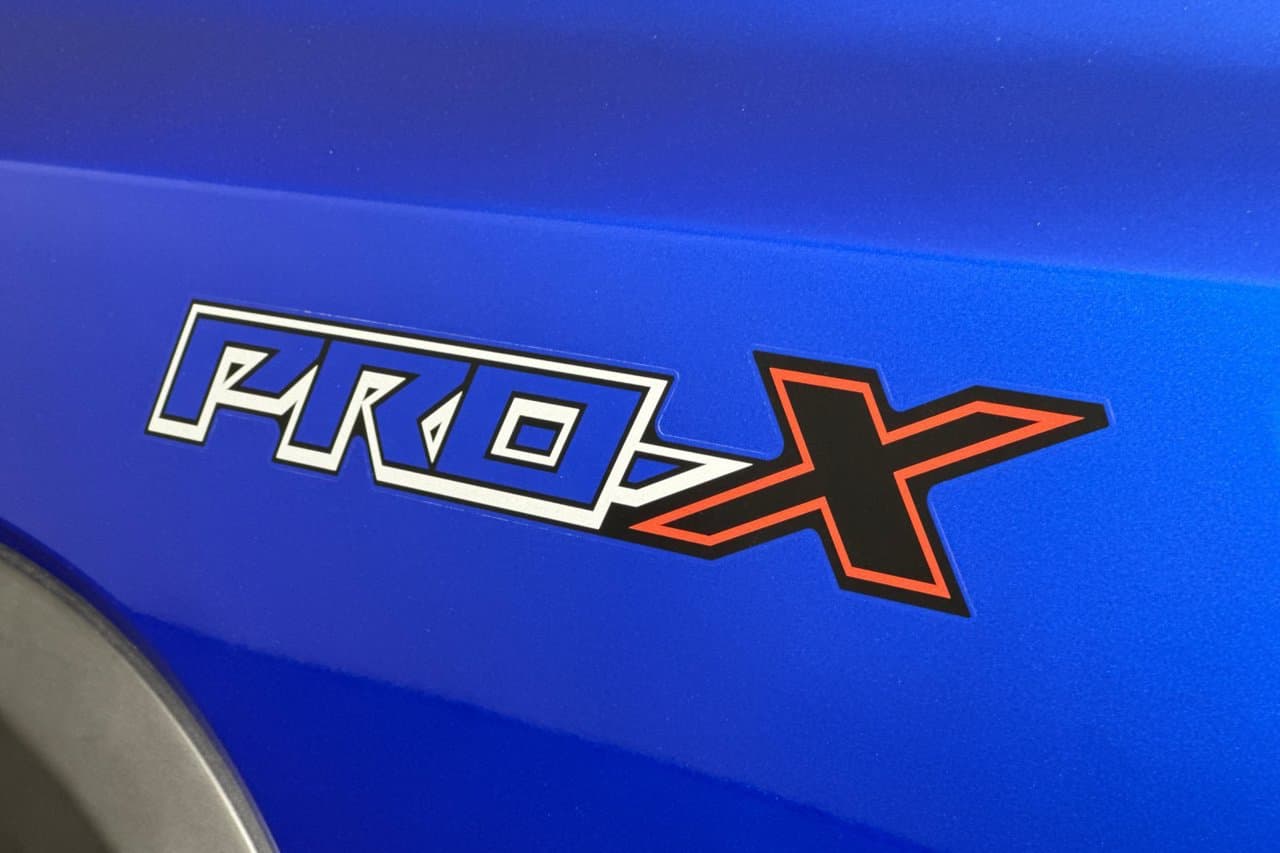 2024 Nissan Frontier PRO-X 22