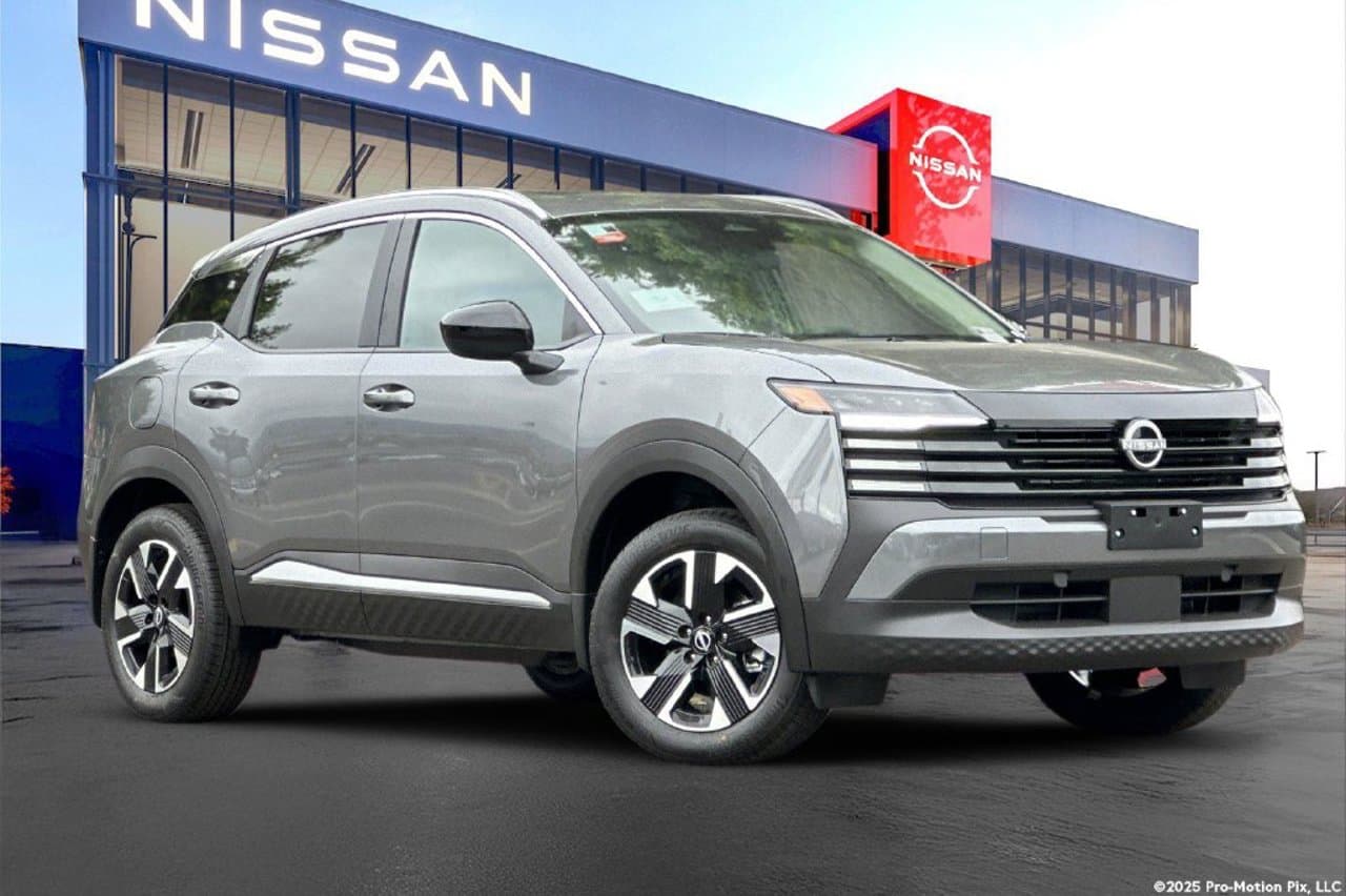 2027 Nissan Kicks SV 2