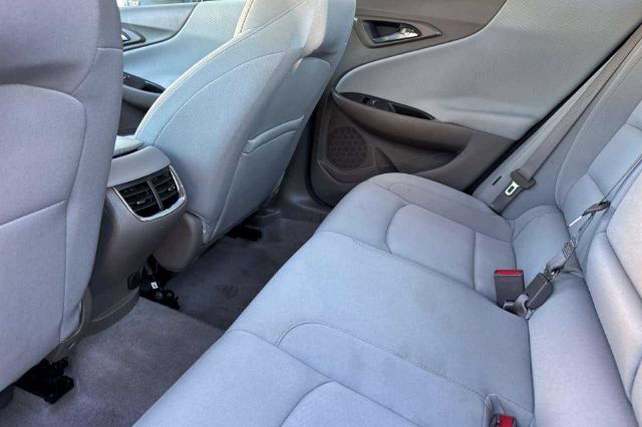 2024 Chevrolet Malibu LT 10