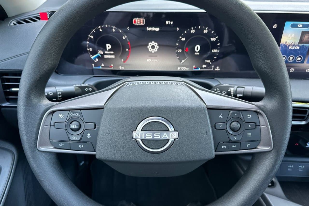 2027 Nissan Sentra SV 19