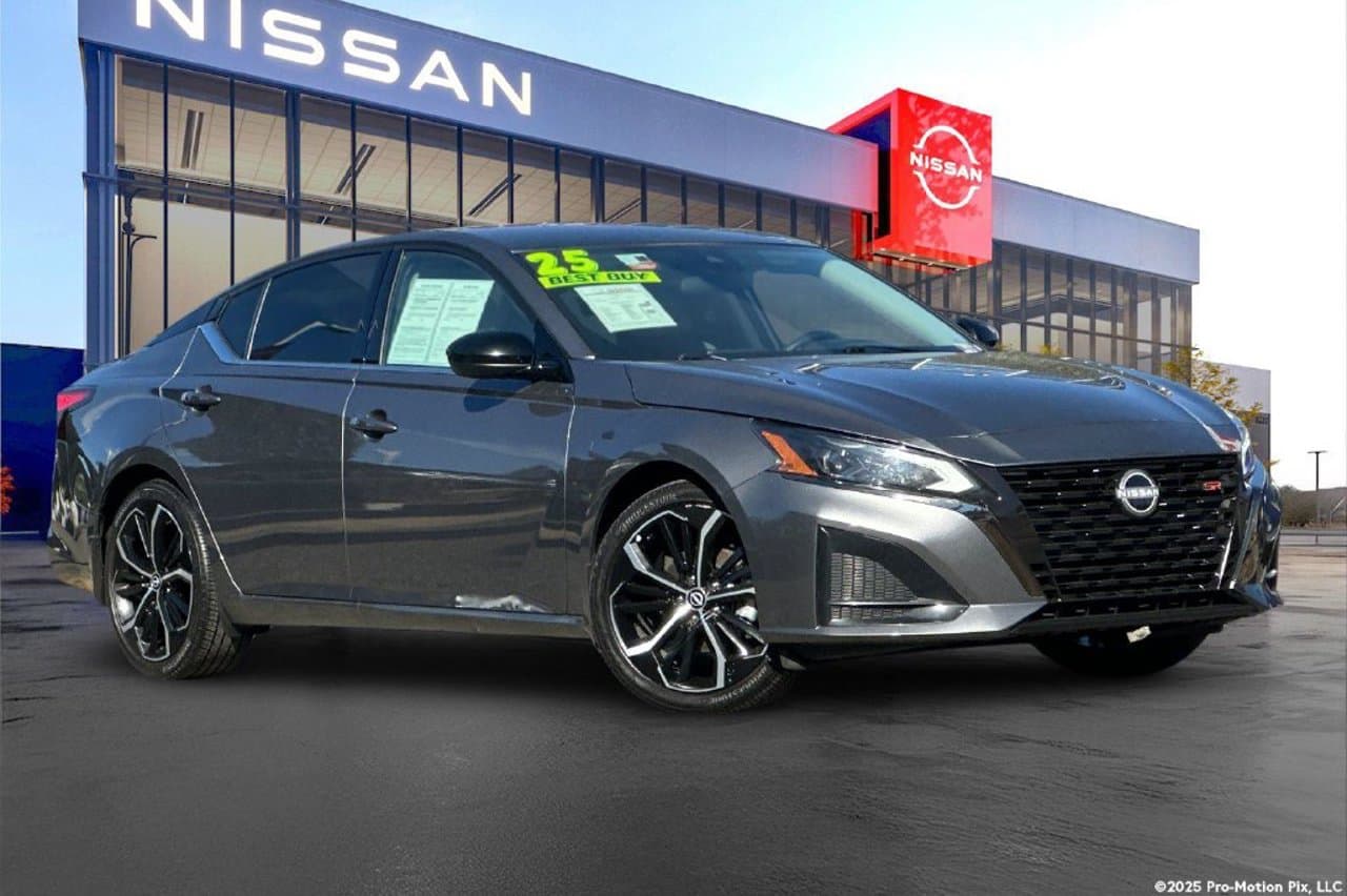 2025 Nissan Altima SR 1