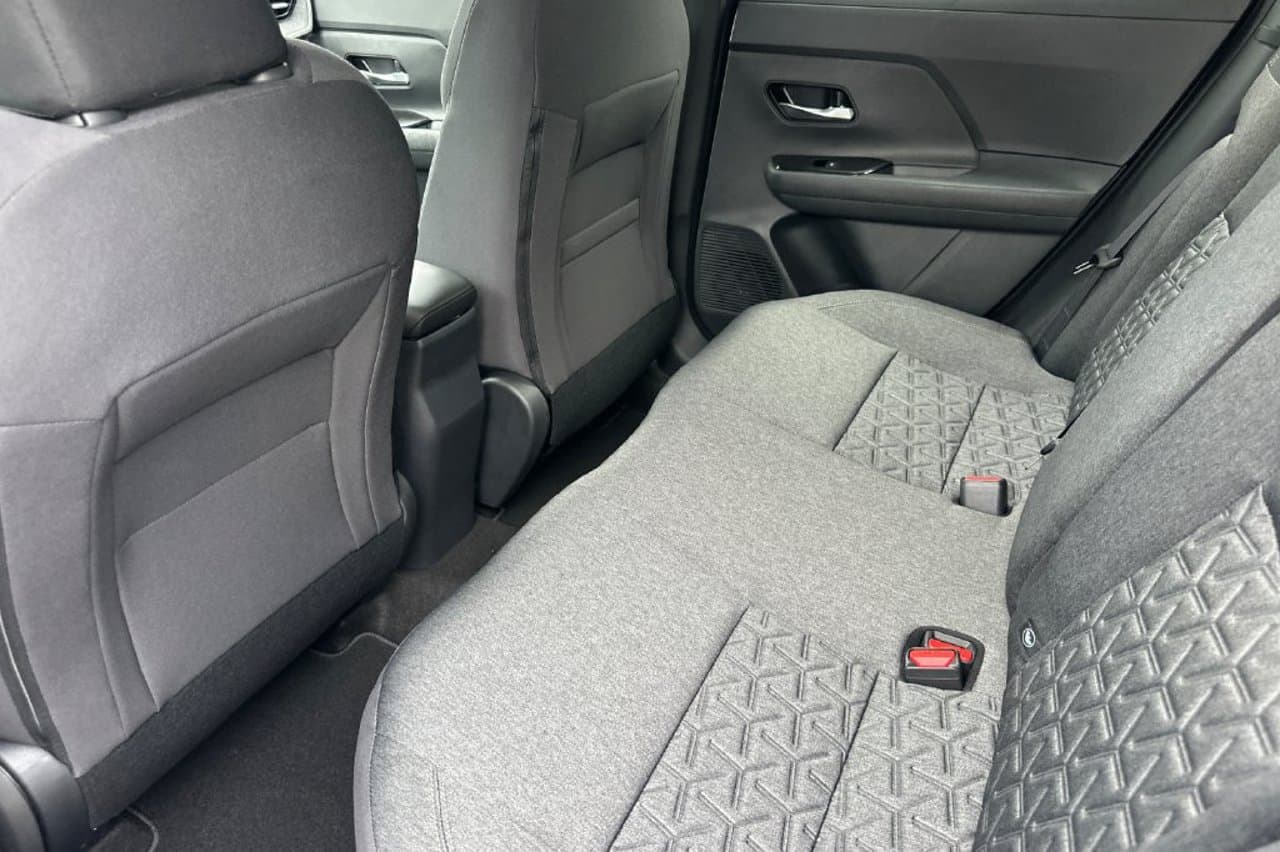 2027 Nissan Kicks SV 10