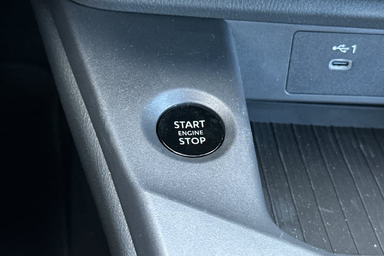 2027 Nissan Sentra SV 17