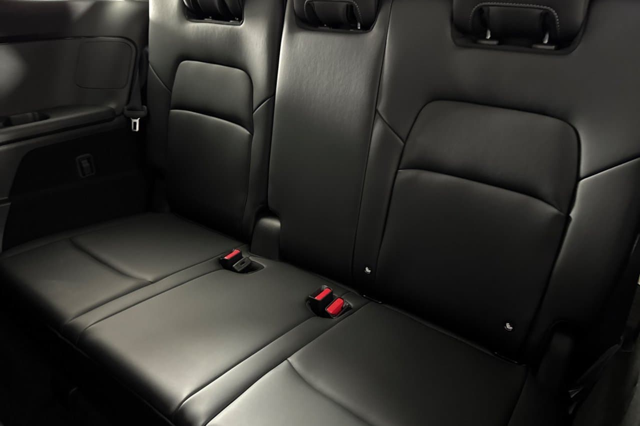 2026 Nissan Pathfinder SL 12