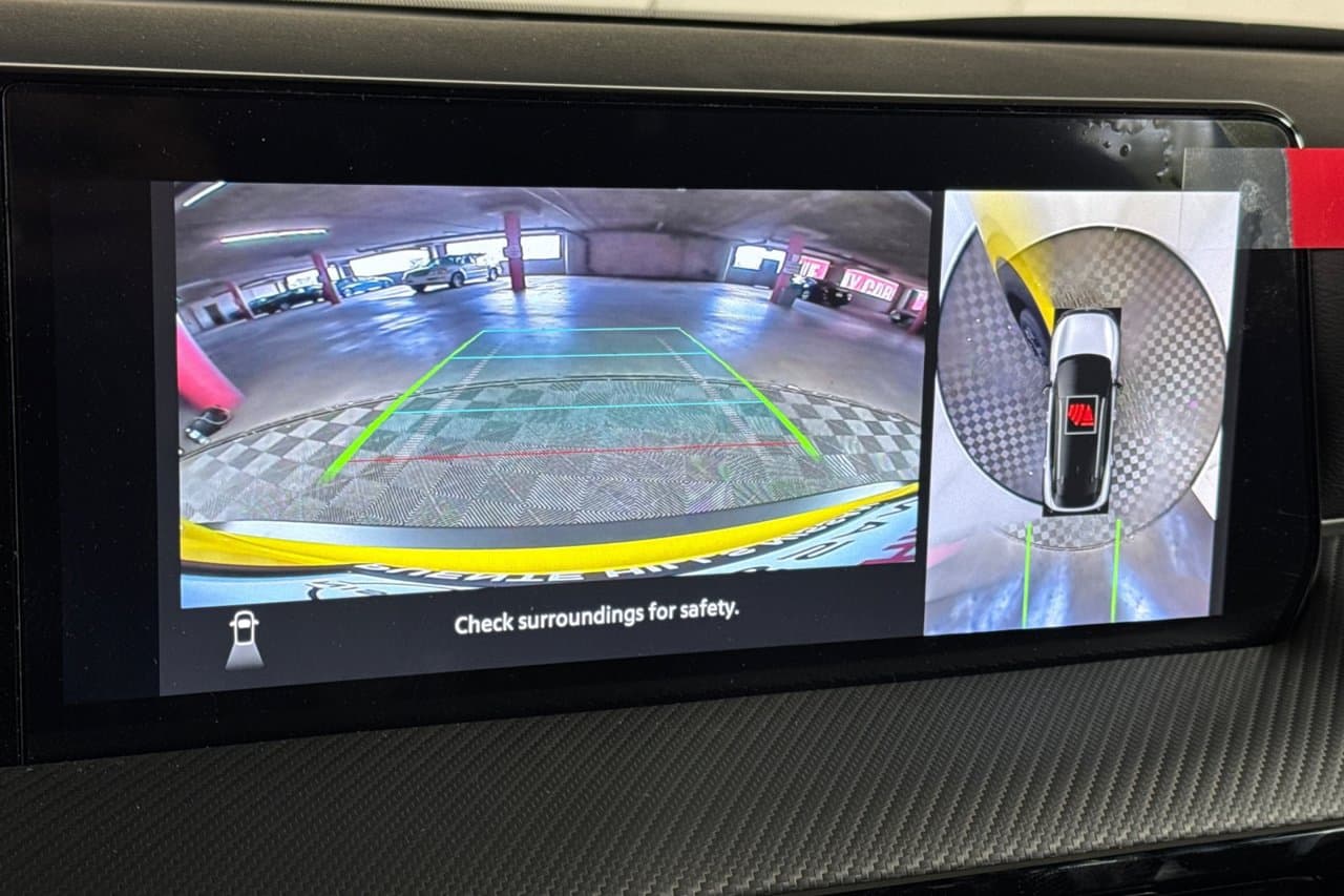 2026 Nissan Kicks SR 16
