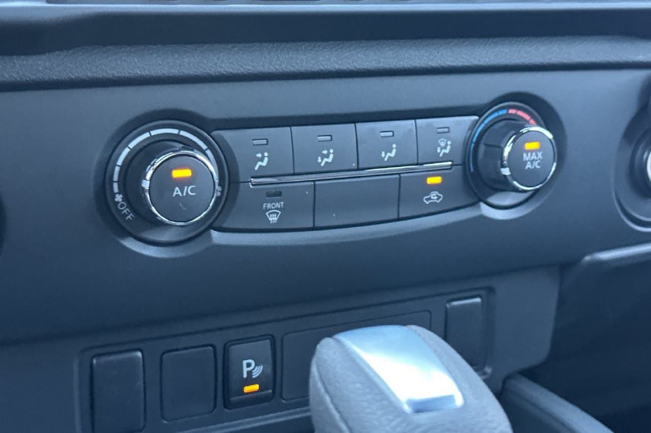 2027 Nissan Frontier SV 16