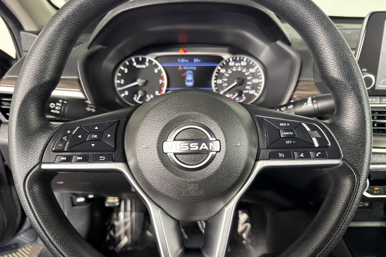 2024 Nissan Altima 2.5 SV 19