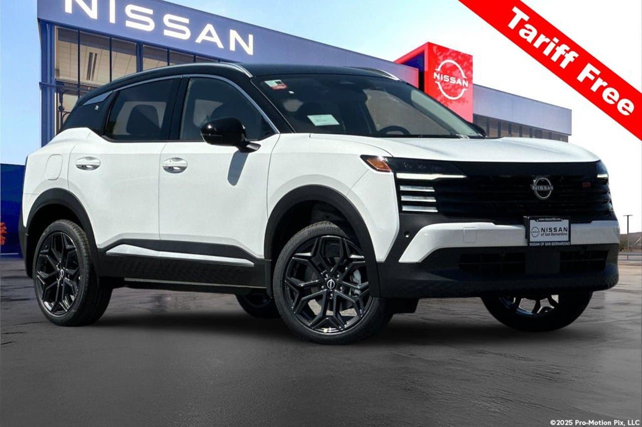 2027 Nissan Kicks SR 1