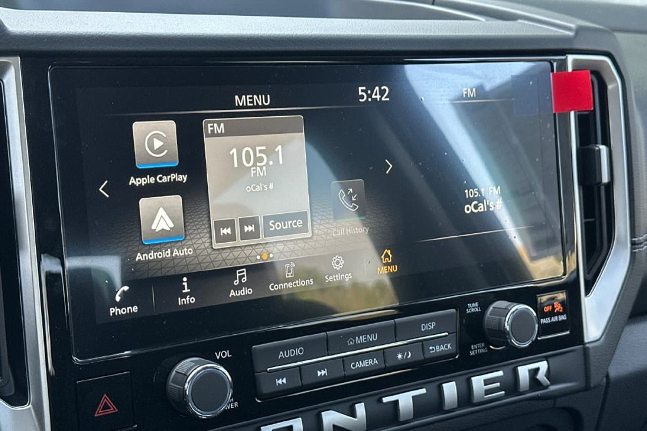 2027 Nissan Frontier SV 14
