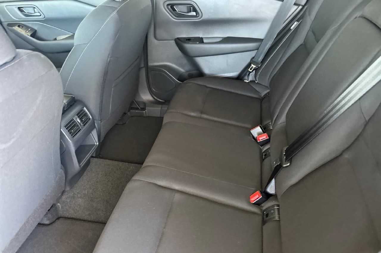 2026 Nissan Rogue S 9