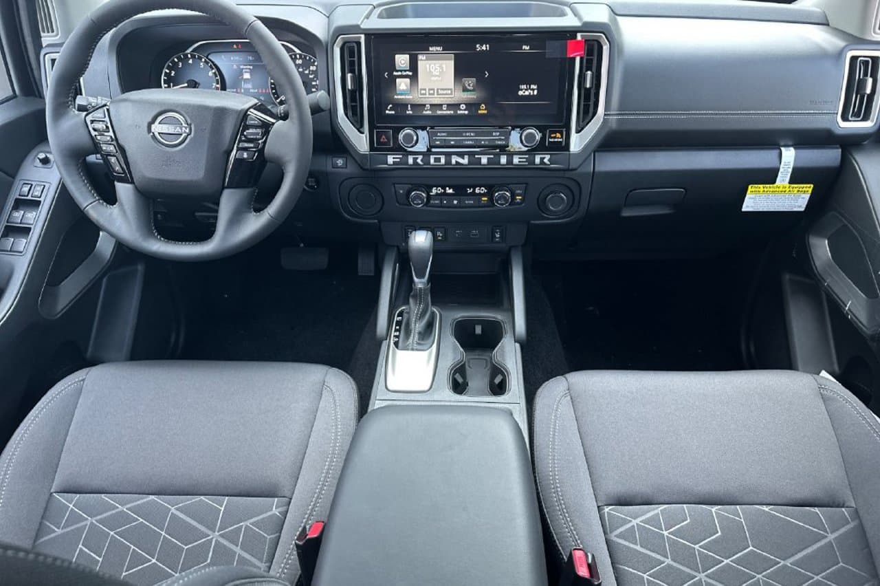 2027 Nissan Frontier SV 11