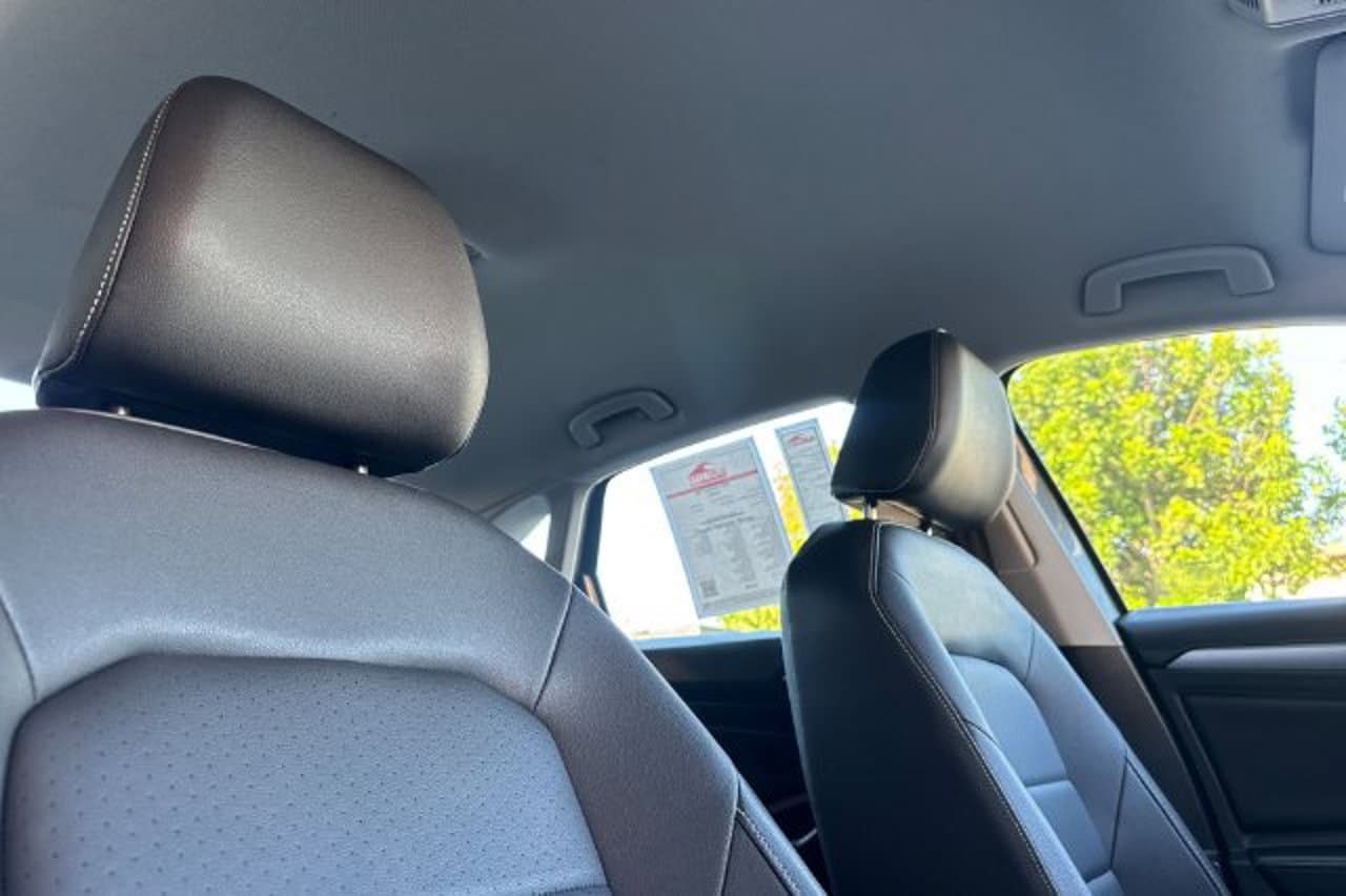 2024 Volkswagen Jetta SE 14