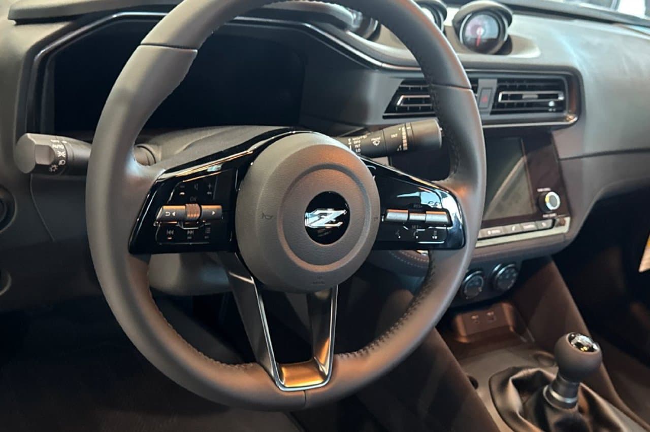 2027 Nissan Z Sport 11
