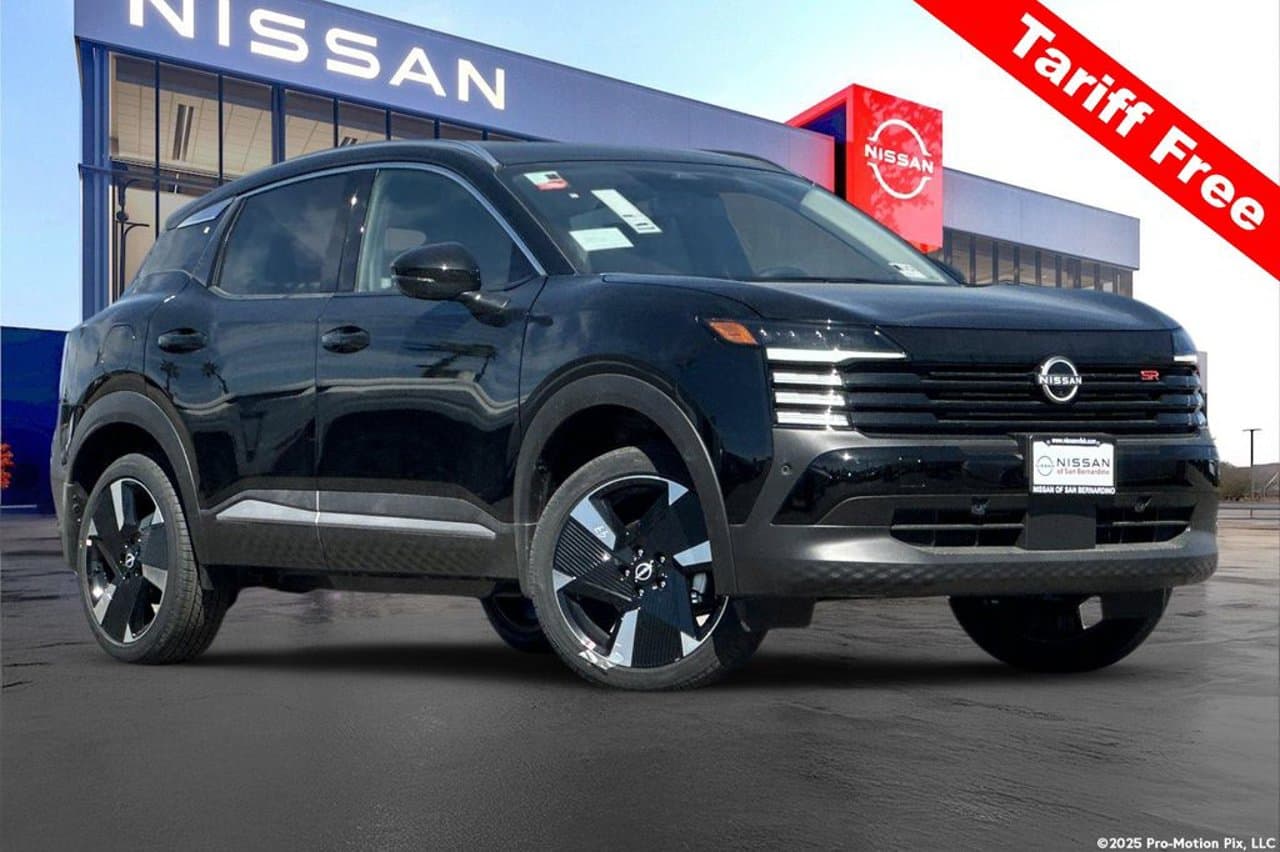 2026 Nissan Kicks SR 1