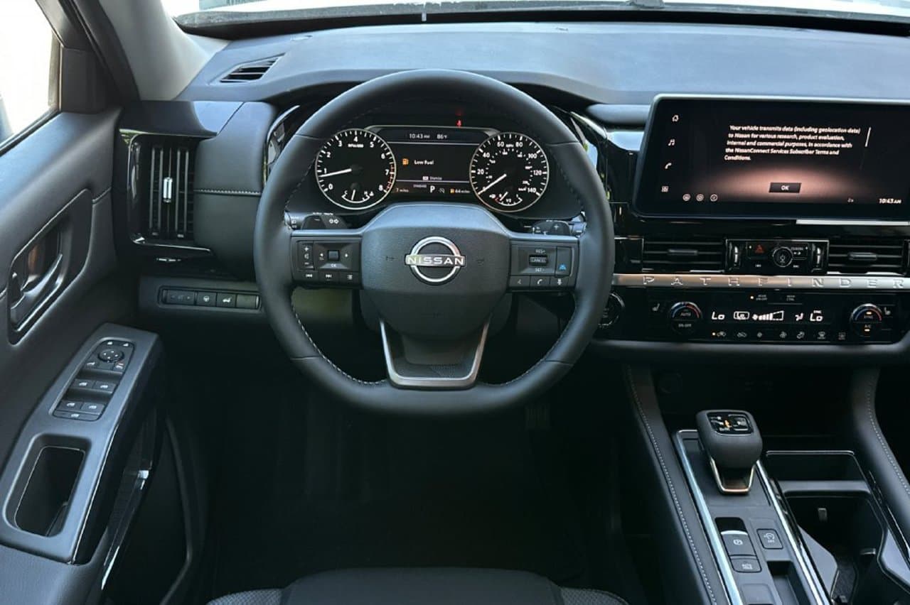 2026 Nissan Pathfinder SV 12