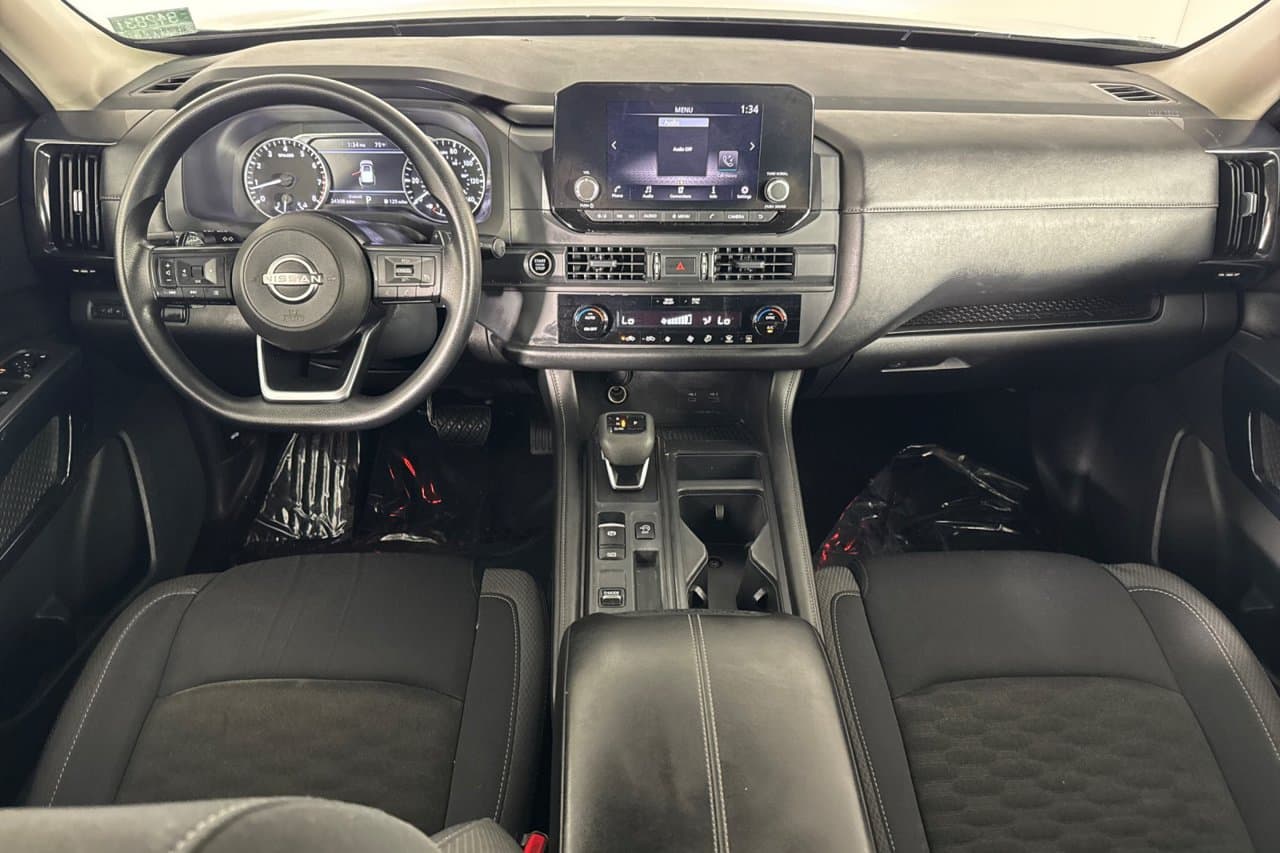 2024 Nissan Pathfinder S 10