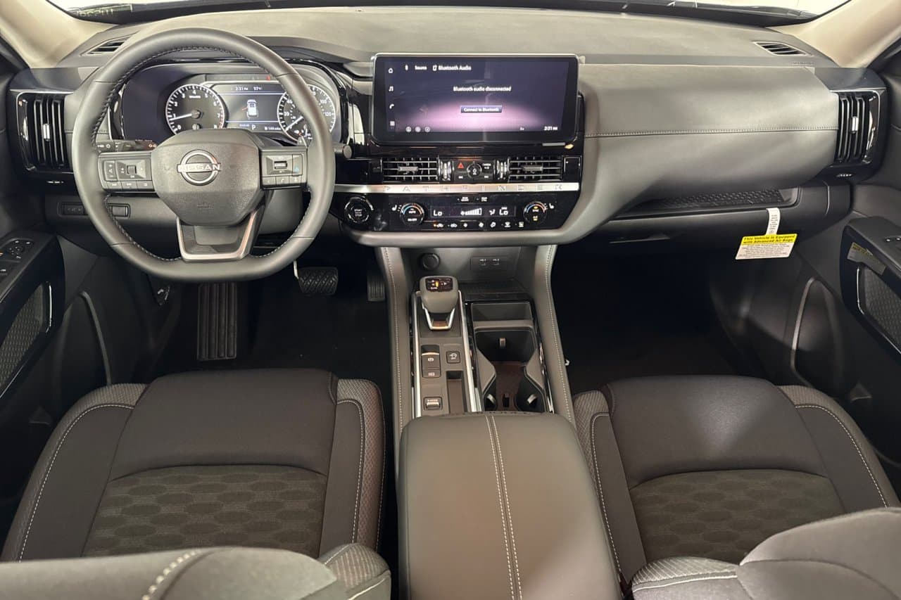 2026 Nissan Pathfinder SV 10
