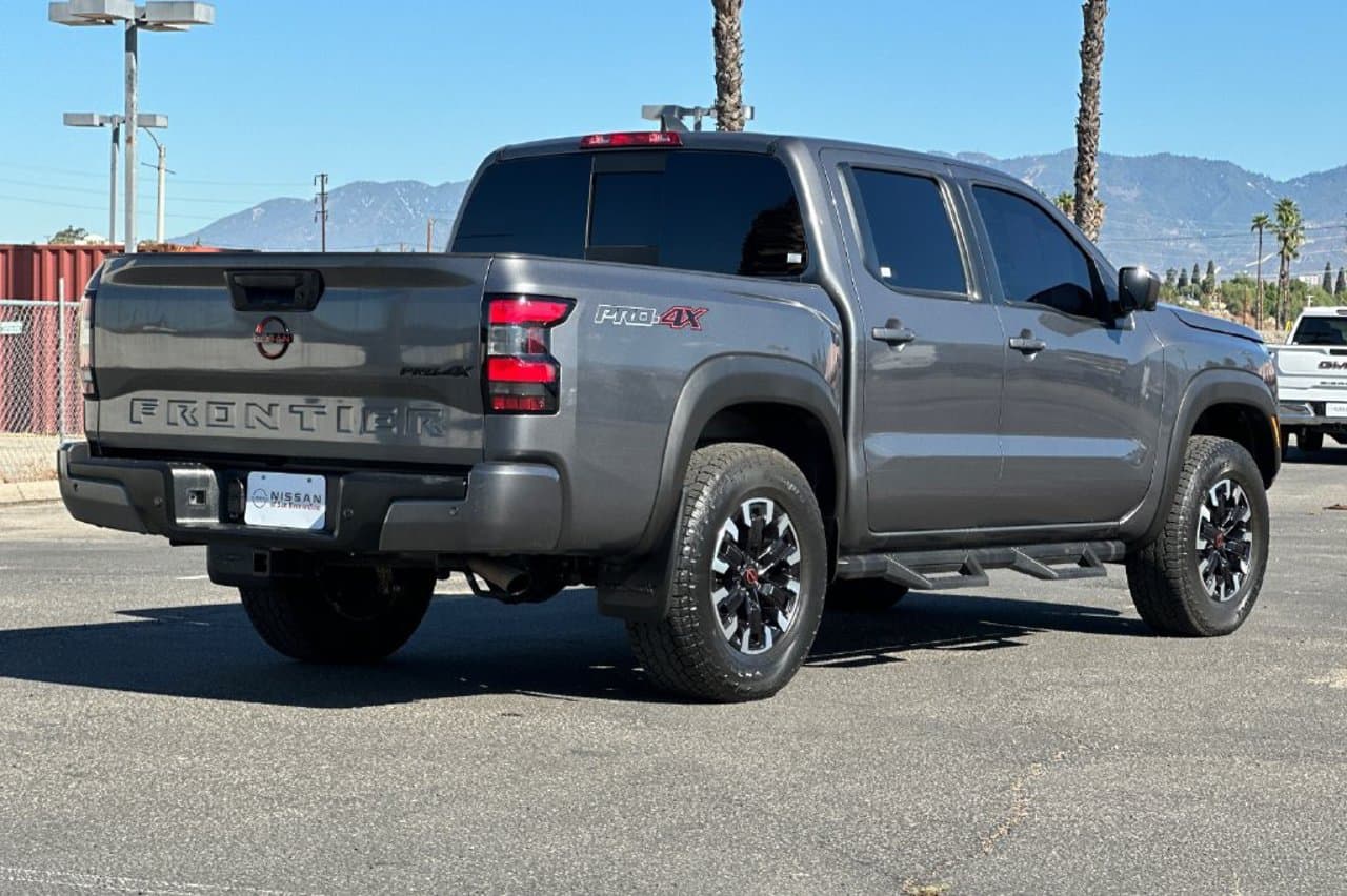 2023 Nissan Frontier PRO-4X 4