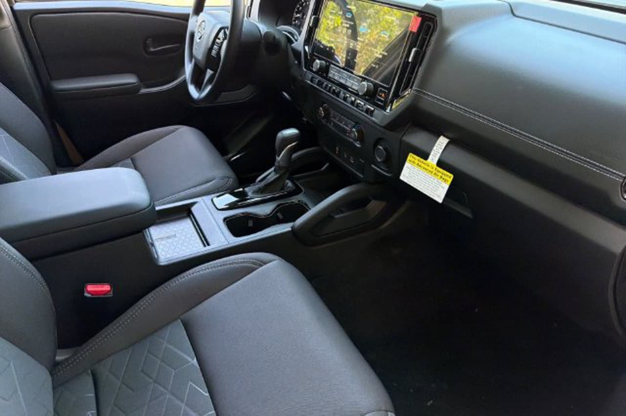 2027 Nissan Frontier SV 12