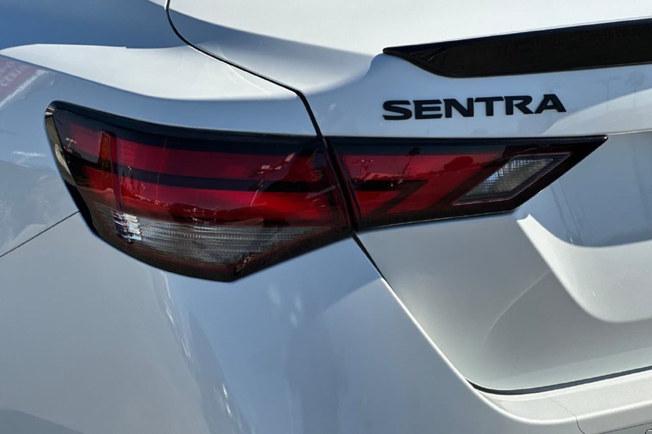 2025 Nissan Sentra SR 21