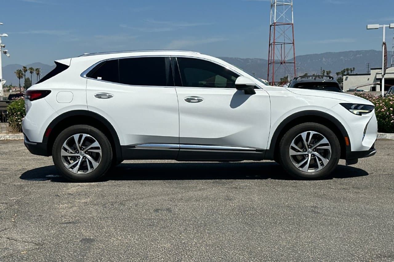 2023 Buick Envision Essence 2