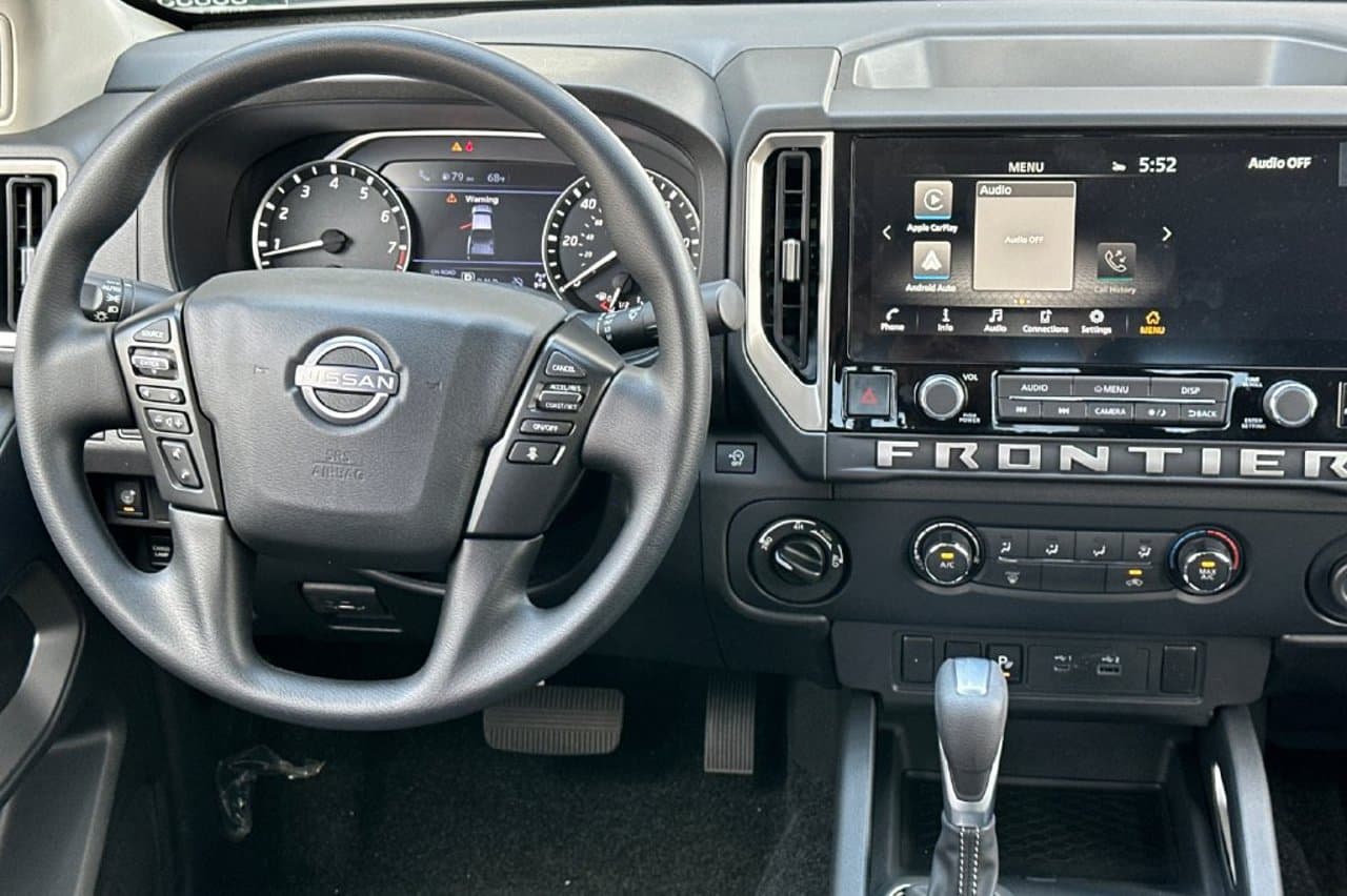 2026 Nissan Frontier SV 11