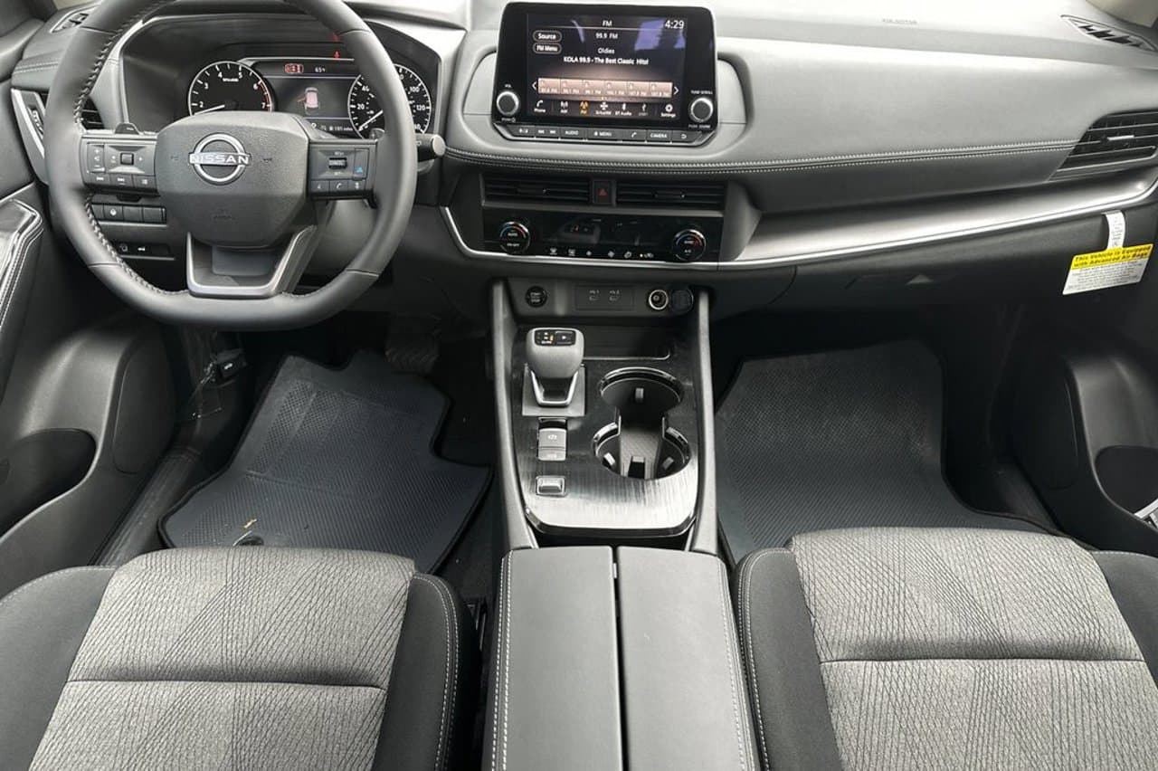 2026 Nissan Rogue SV 27