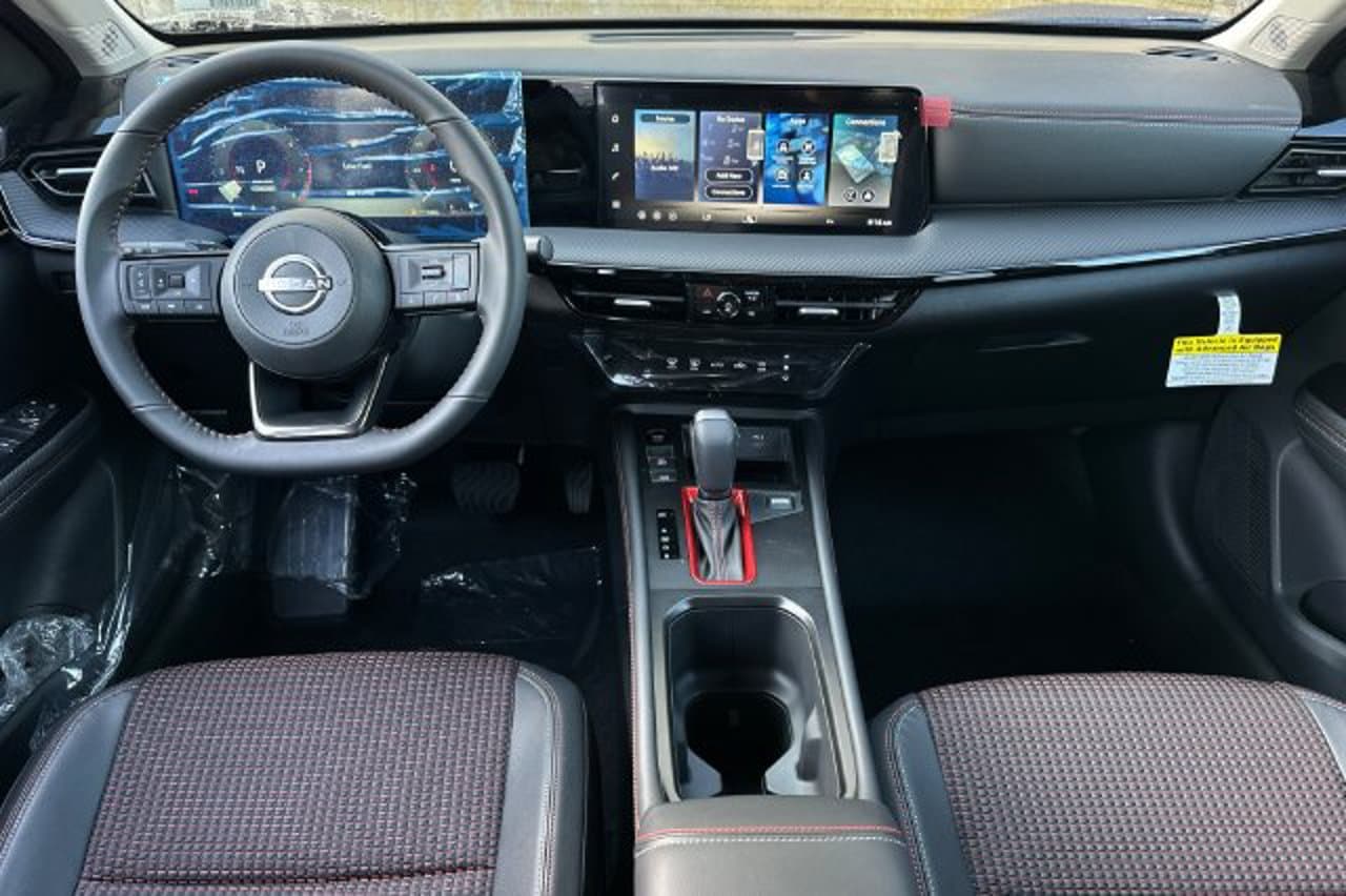 2026 Nissan Kicks SR 10