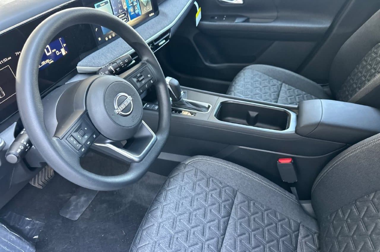 2026 Nissan Kicks SV 7