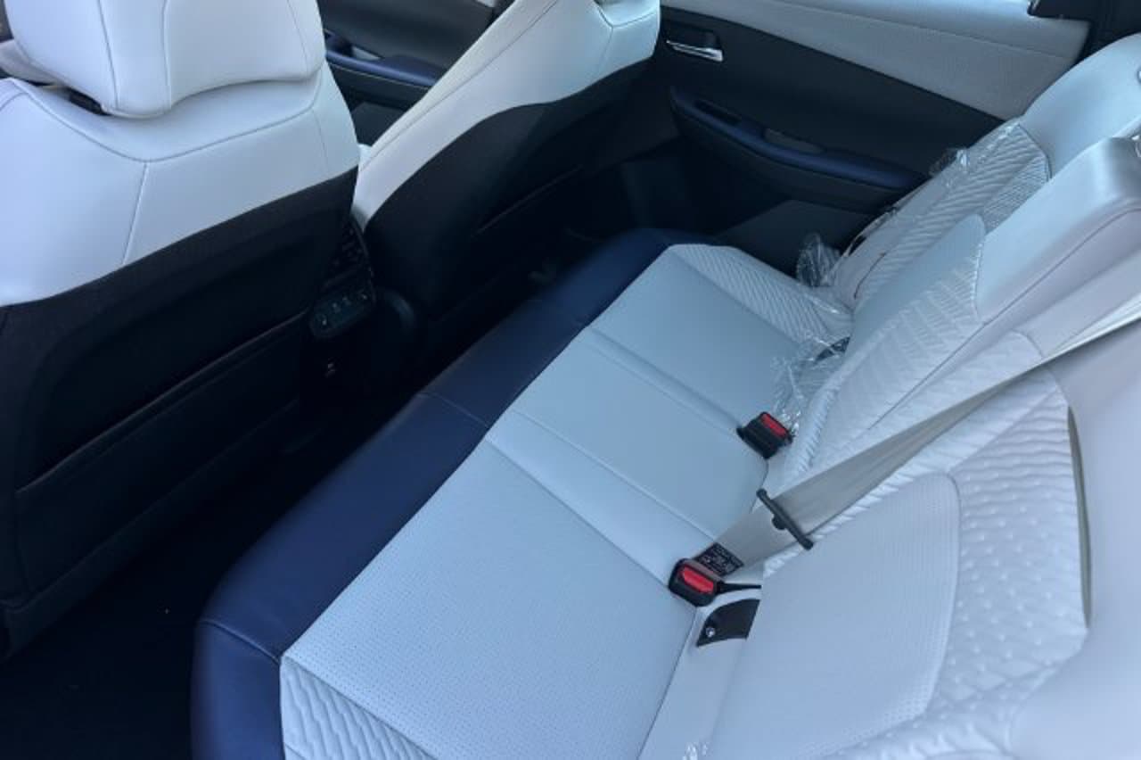 2026 Nissan LEAF PLATINUM+ 9
