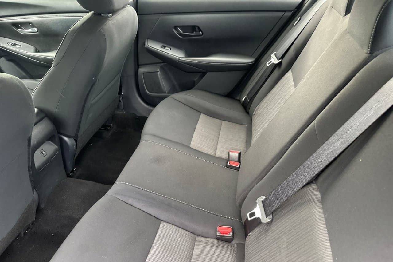2024 Nissan Sentra SV 10