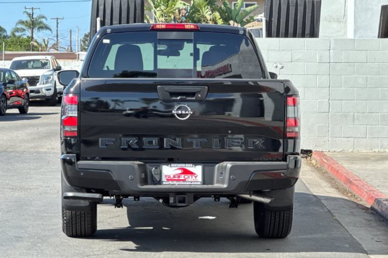 2026 Nissan Frontier SV 4