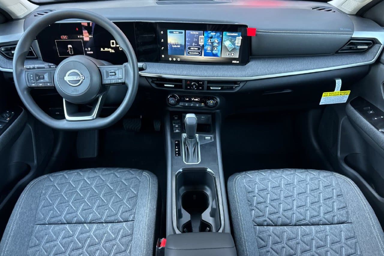 2027 Nissan Kicks SV 10