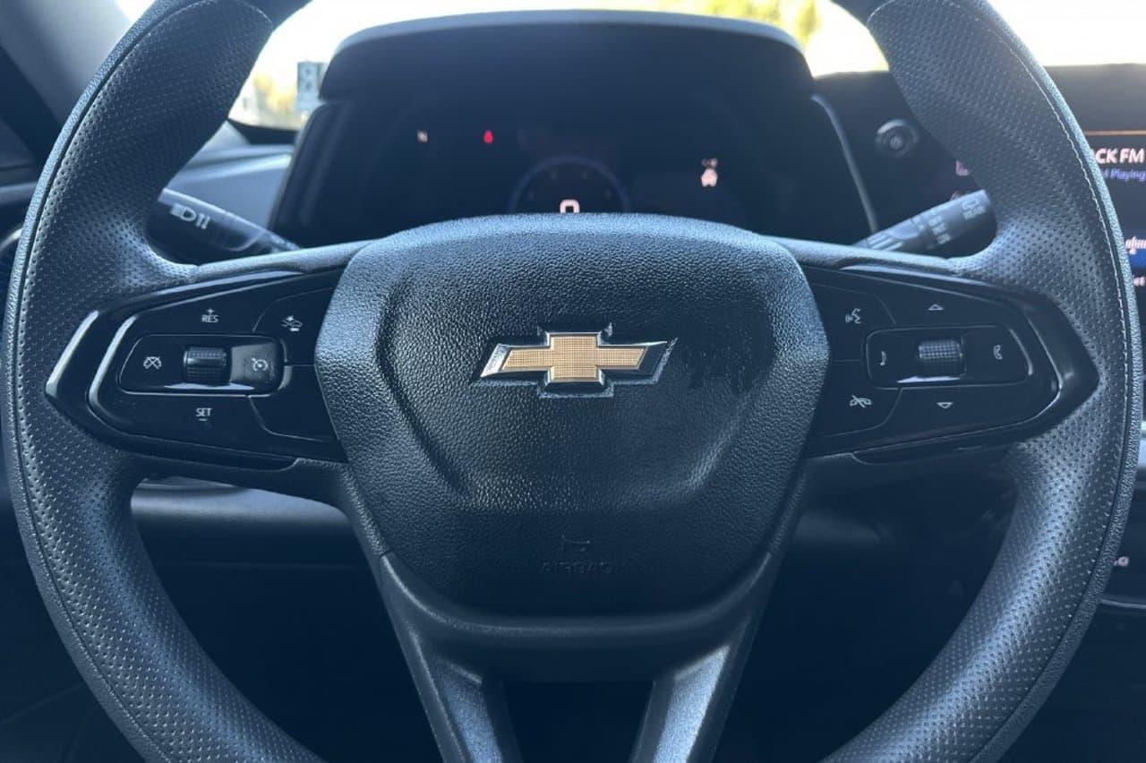 2025 Chevrolet Trax LT 20