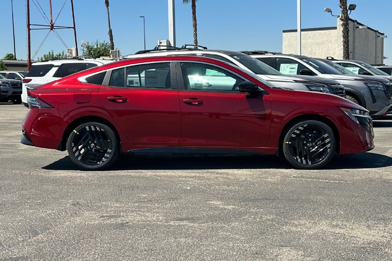 2027 Nissan Sentra SR 2
