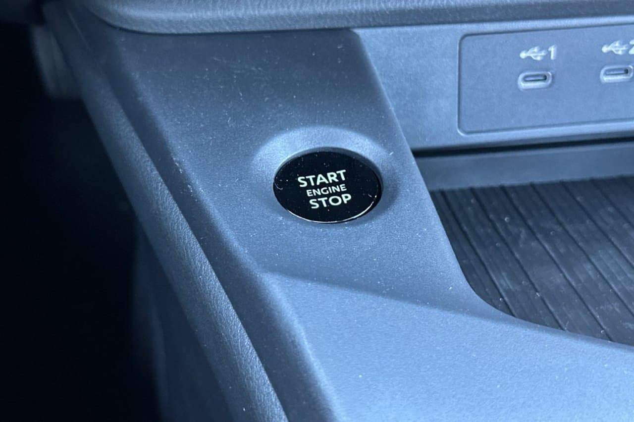 2026 Nissan Sentra SV 18