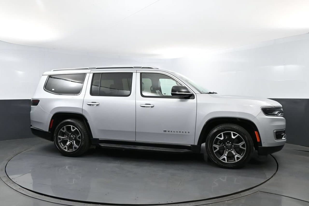 2024 Jeep Wagoneer Series III 4