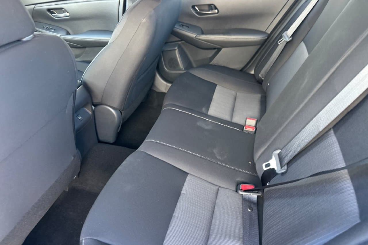 2025 Nissan Sentra SV 9