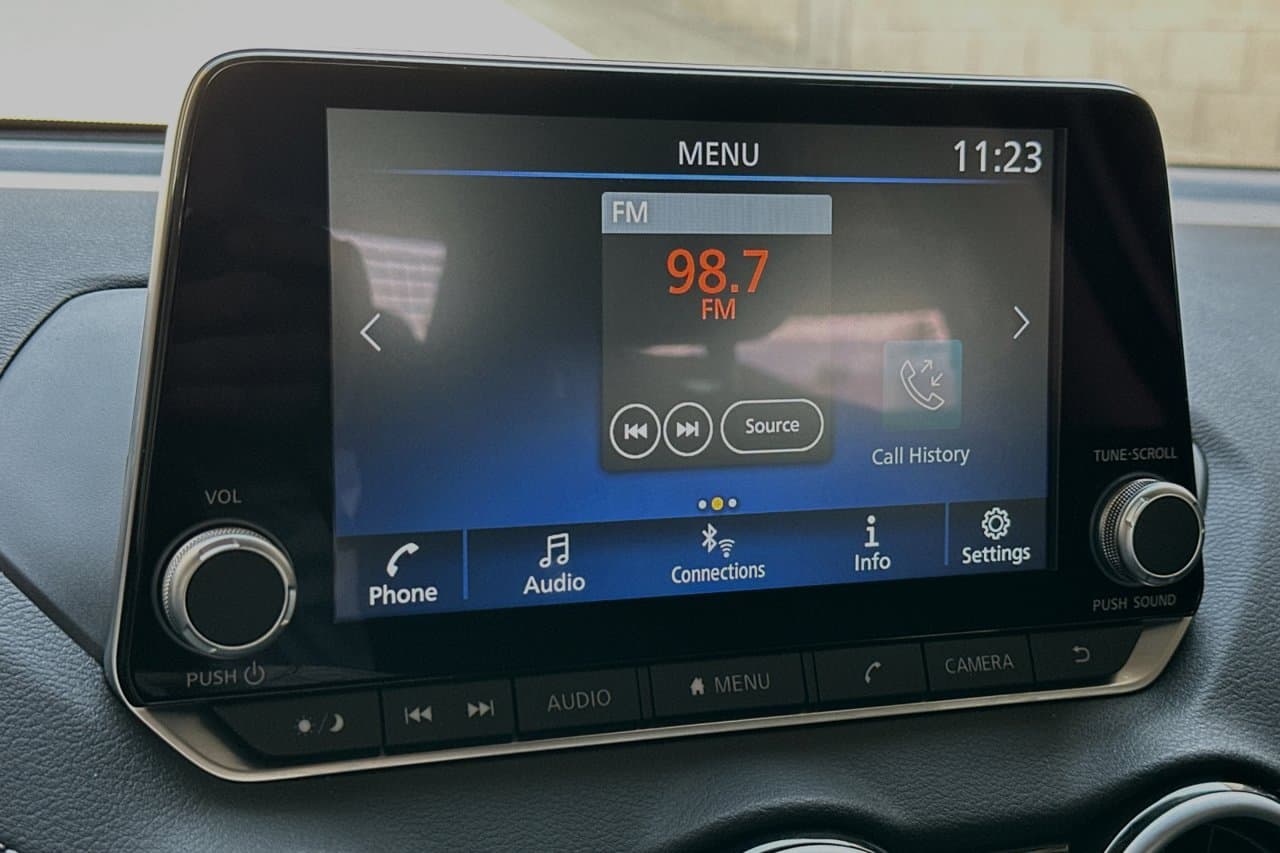 2025 Nissan Sentra SV 29