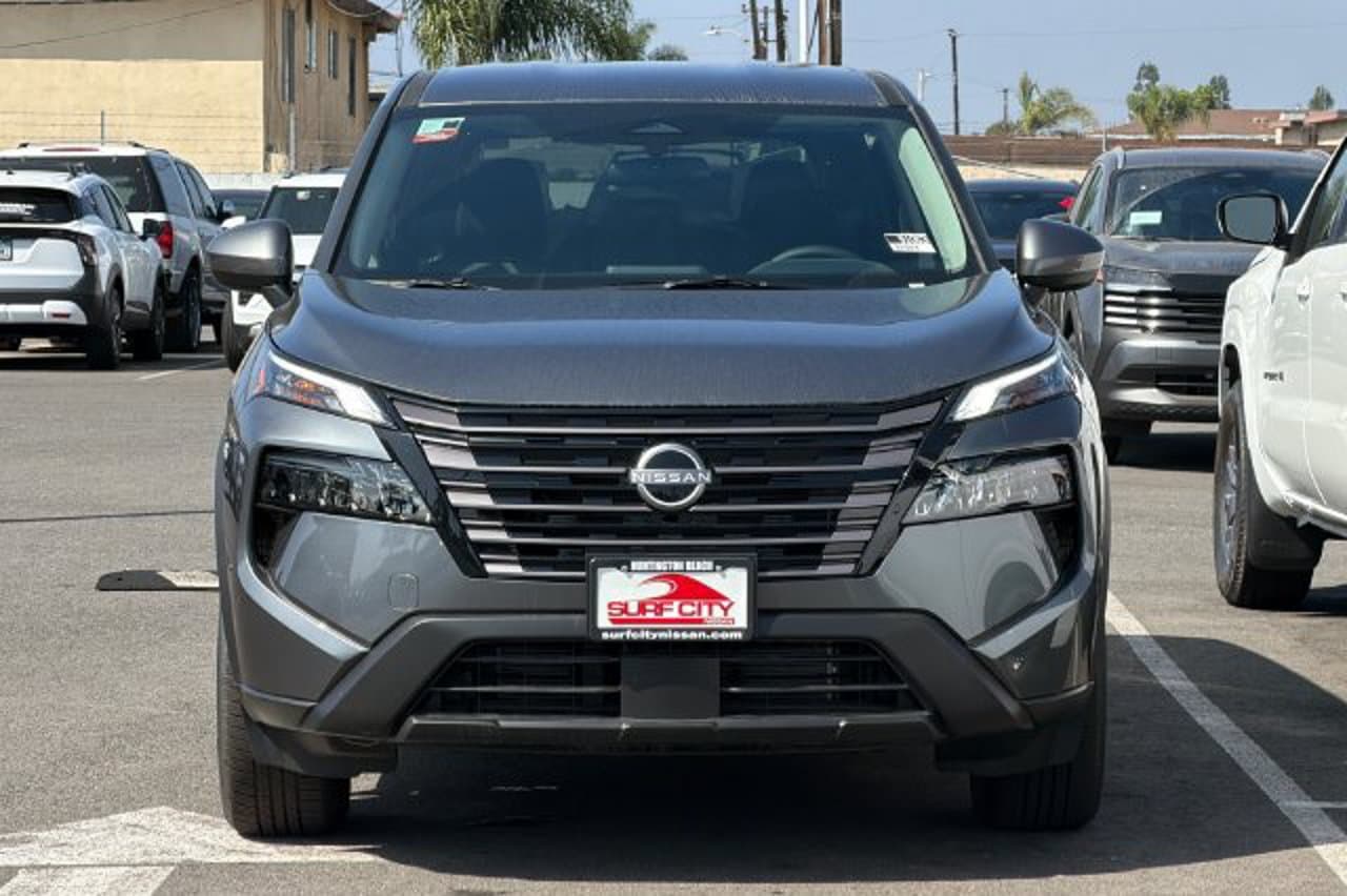 2026 Nissan Rogue SV 6