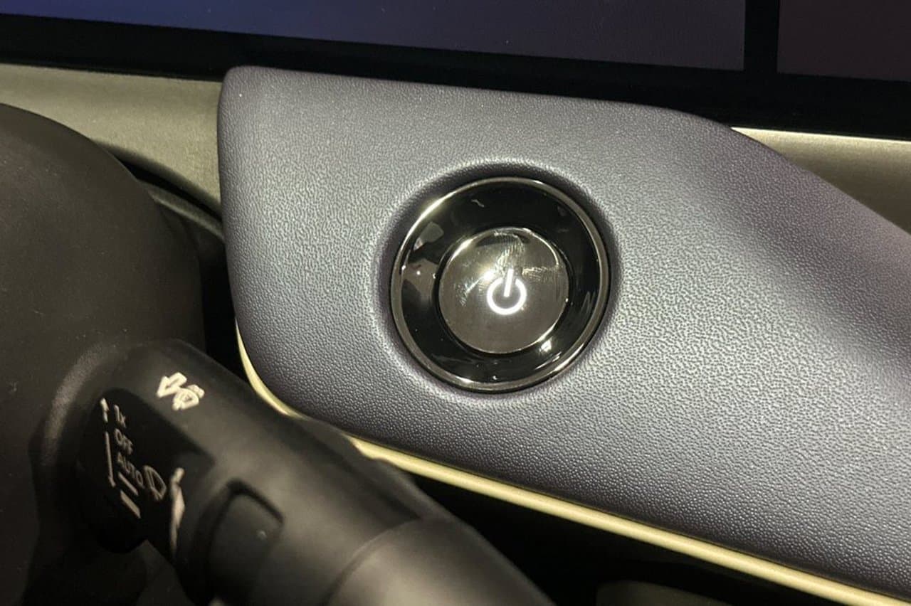2026 Nissan LEAF PLATINUM+ 18