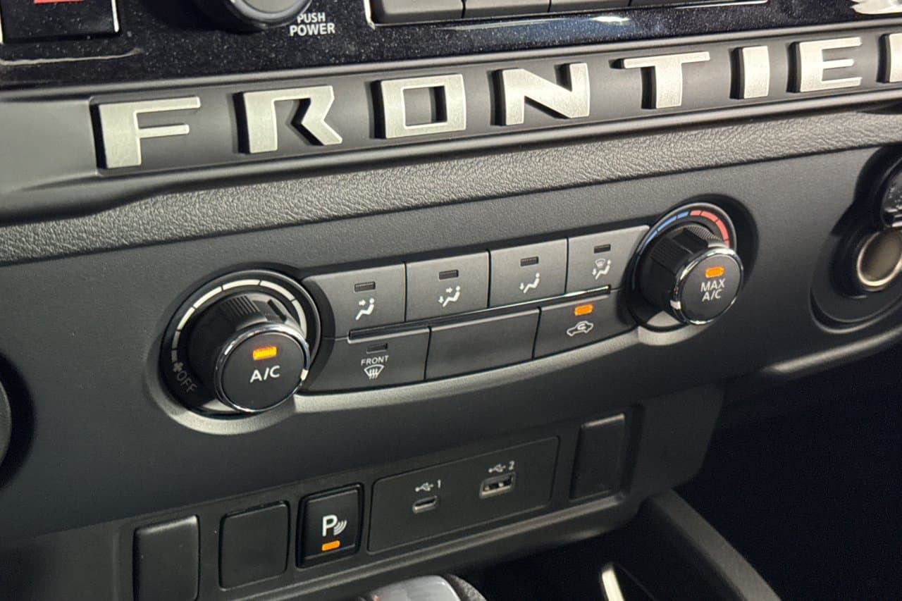 2027 Nissan Frontier SV 16