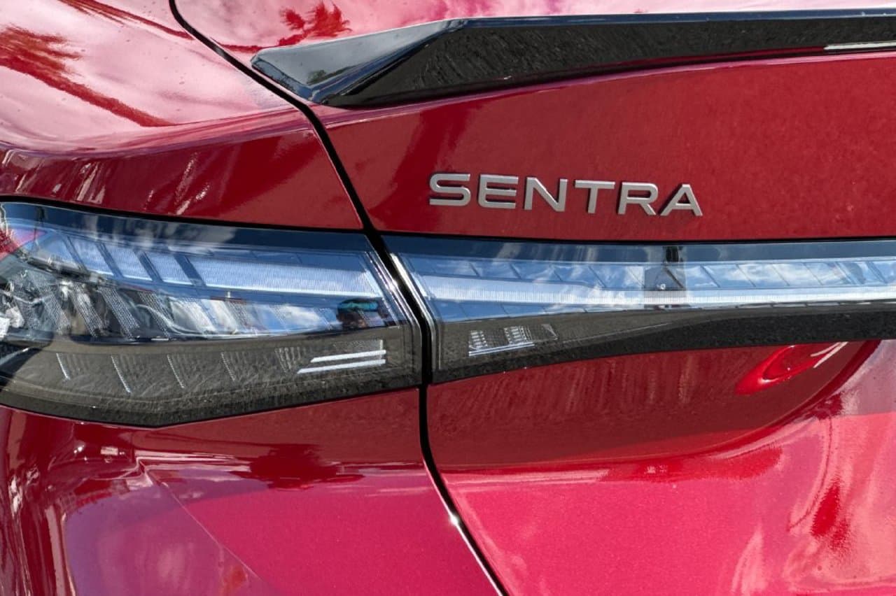 2027 Nissan Sentra SR 22